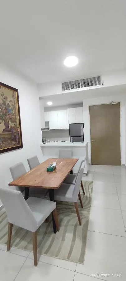 Lägenhet Legasi Suites Service Klcc Kuala Lumpur Malaysia